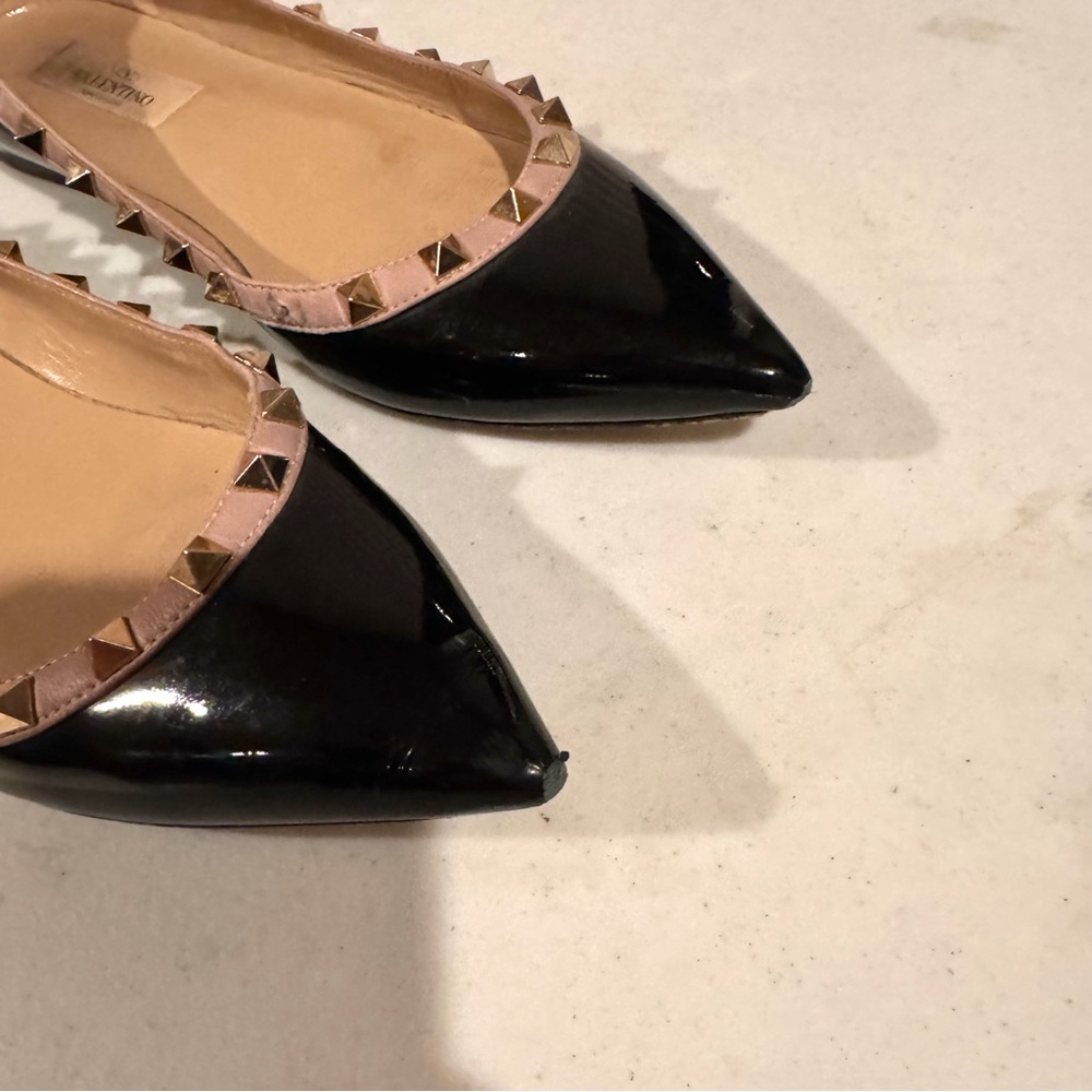 Valentino Garavani Rock Stud Patent Leather Pointed Toe Flats Black 38.5/8.5 - Picture 3 of 8